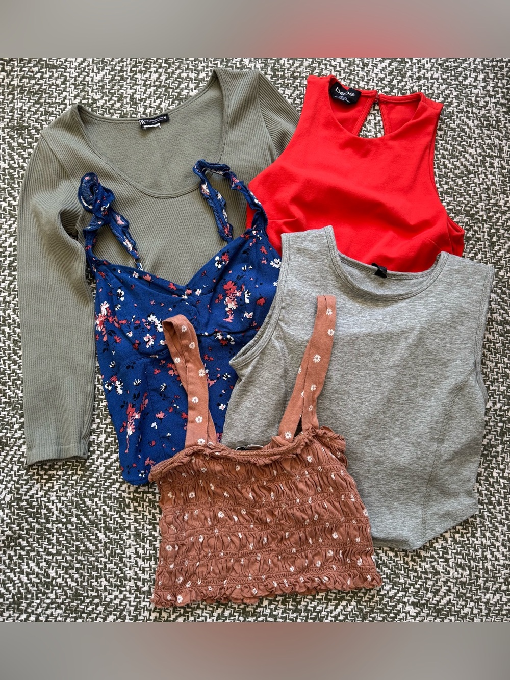 BUNDLE of 5 size XS Crop Tops